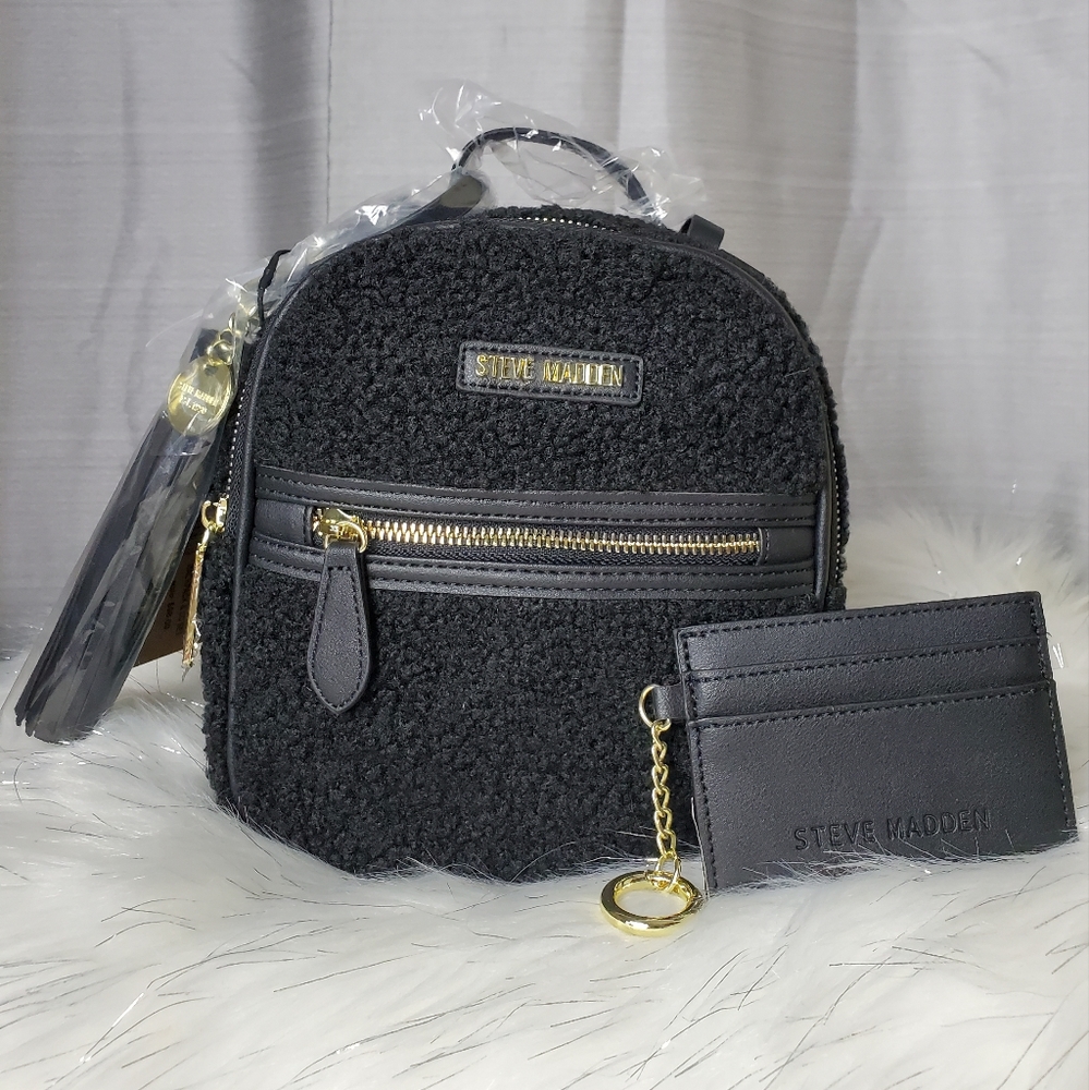 STEVE MADDEN black sherpa backpack and keychain cardholder